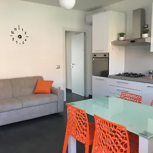 https://appartamento-arancione.in-sardinia.net